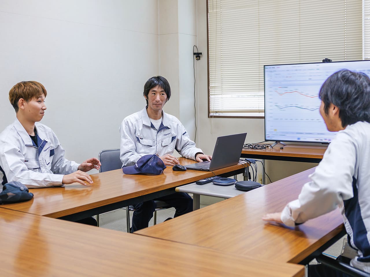 技術者のミーティング